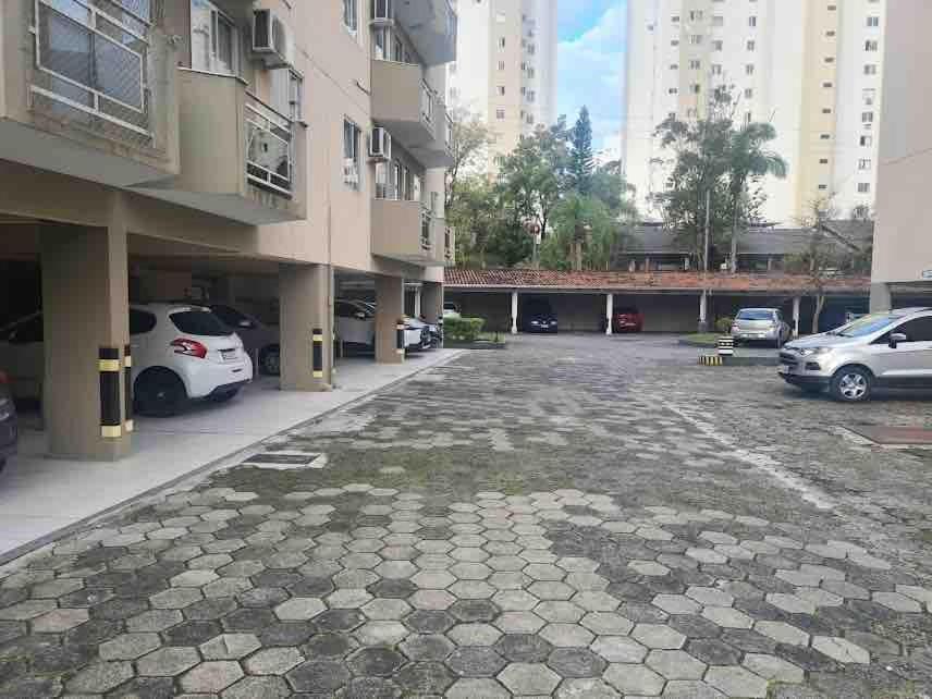 Apartamento Casais Proximo A Roda Gigante Com Uma Vaga De Garagem