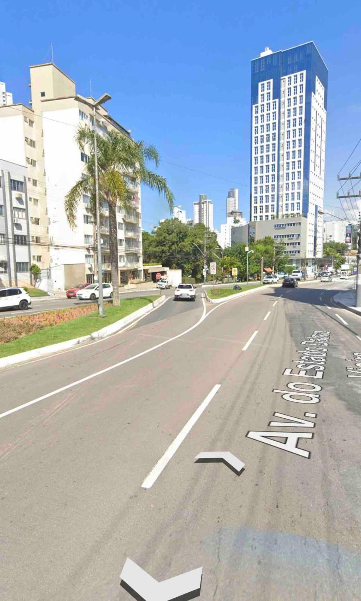 Apartamento Casais Proximo A Roda Gigante Com Uma Vaga De Garagem *